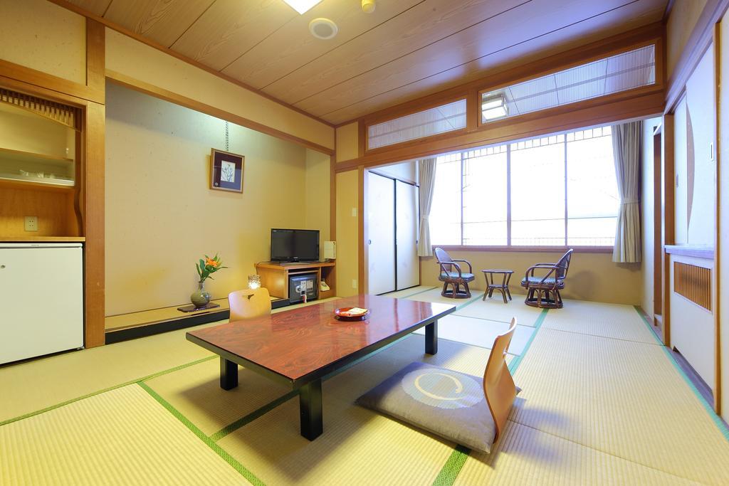 Awara Onsen Hot Spring Koubou Gurabaatei Quarto foto