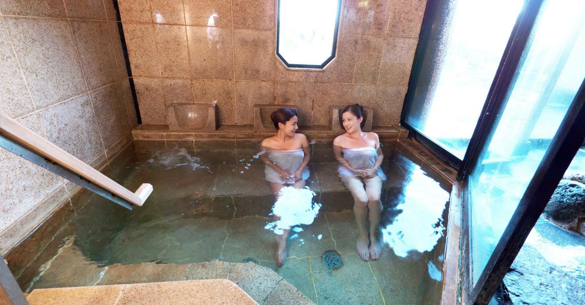 Awara Onsen Hot Spring Koubou Gurabaatei Exterior foto